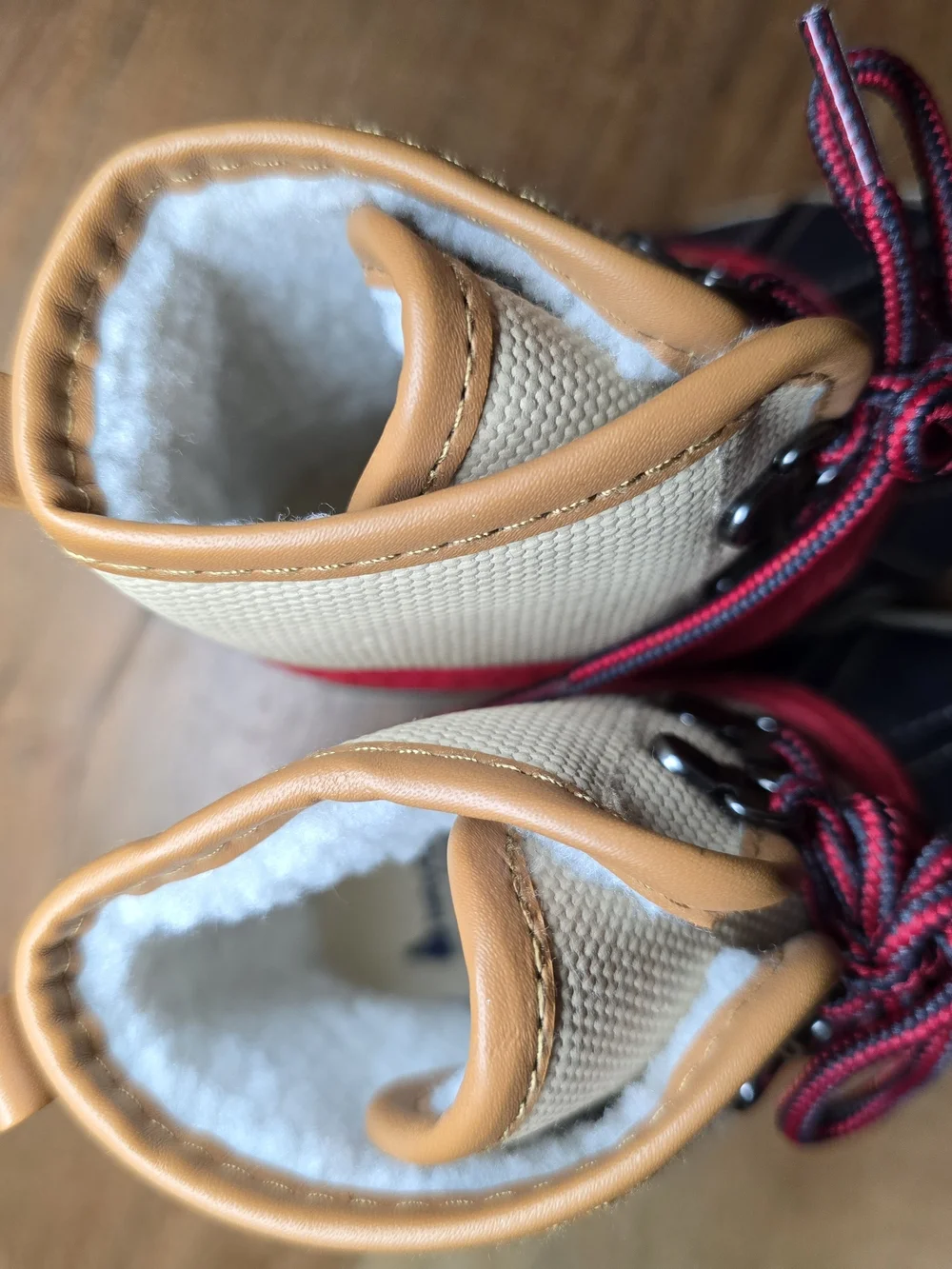Gap Kids Waterproof Lace-Up Duck Boots in Navy, Tan & Red Infant 6-12M